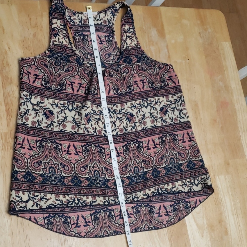 Love Culture flowy paisley tank - Picture 4 of 8